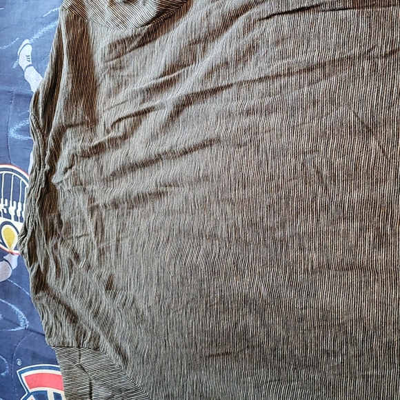 Denver Hayes Modern Fit T-shirt - Picture 3 of 4